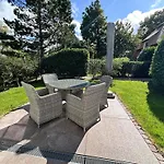 Sky & Homes Storchennest I Cozy Fuer 4 Gaeste Mit Terrasse Und Parkgarten Im Reetdachanwesen In Spo Apartmán Böhl
