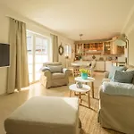 Sky & Homes Storchennest I Cozy Fuer 4 Gaeste Mit Terrasse Und Parkgarten Im Reetdachanwesen In Spo * Böhl