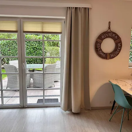 Sky & Homes Storchennest I Cozy Fuer 4 Gaeste Mit Terrasse Und Parkgarten Im Reetdachanwesen In Spo